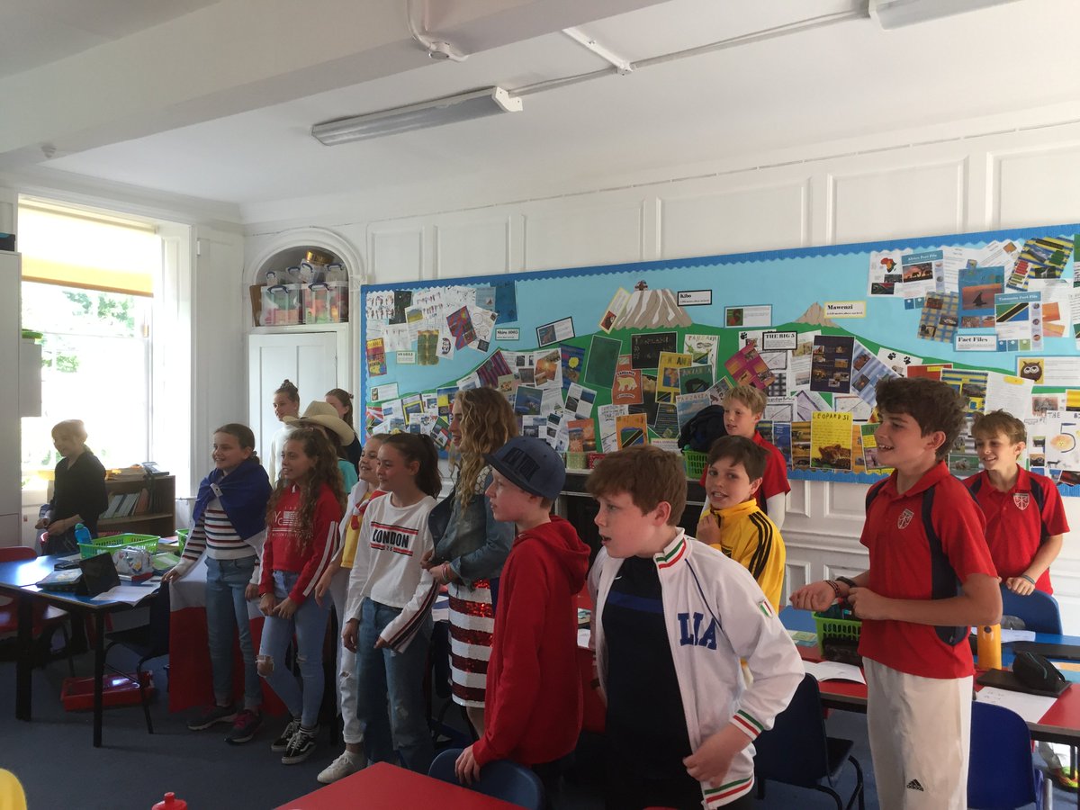 'Around the World in 80 Languages' has been the theme of a language based day <a href="/ParagonBath/">The Paragon School</a>. Children were taught words, phrases and even a rap in Spanish, Mandarin, Russian and Korean by <a href="/PriorPark/">Prior Park College</a> specialist teachers. We also learned about life in Norway &amp; Japan in an assembly!