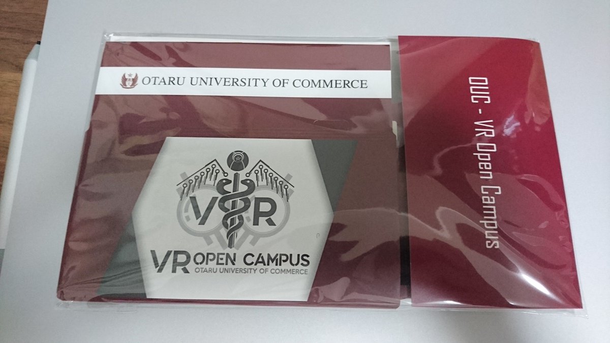 OucVirtual's tweet photo. オリジナルVRゴーグルは使わない時は折りたたんでコンパクトに収納しておきことができます！

応募は明日まで！まだの人は是非ご応募ください https://t.co/bbv9yO111P
