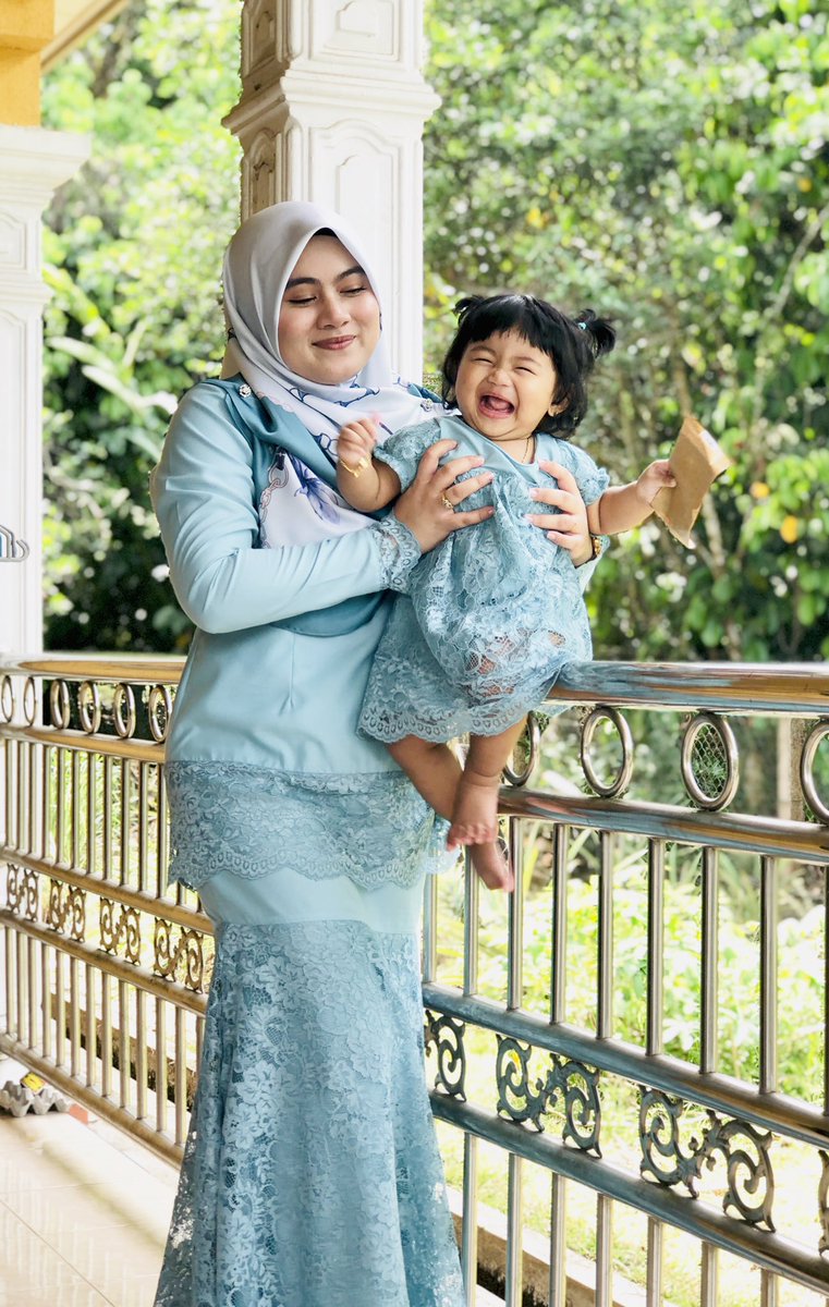 wawazacks_'s tweet photo. Tahun ni kita raya berdua je syg. Tahun depan insyaAllah . Doa kan mummy ye๐ฅฐ
#raya2019 #selamathariraya #1stEid https://t.co/SdtIy3a6ba