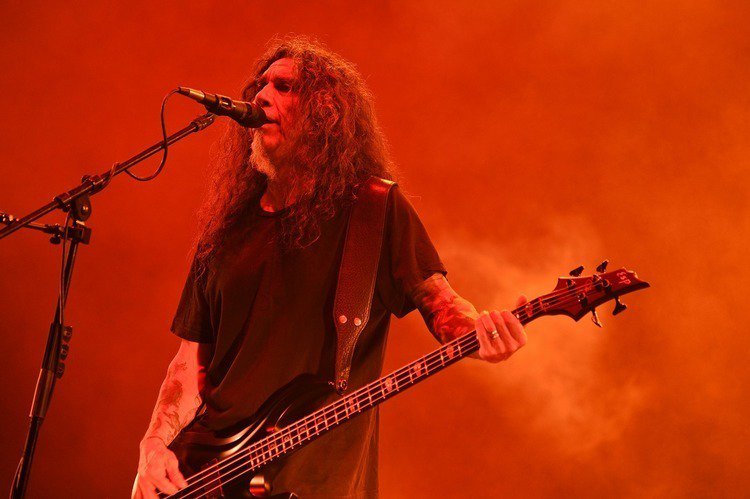 DOWNLOAD JAPAN                        Happy Birthday Tom Araya!! 