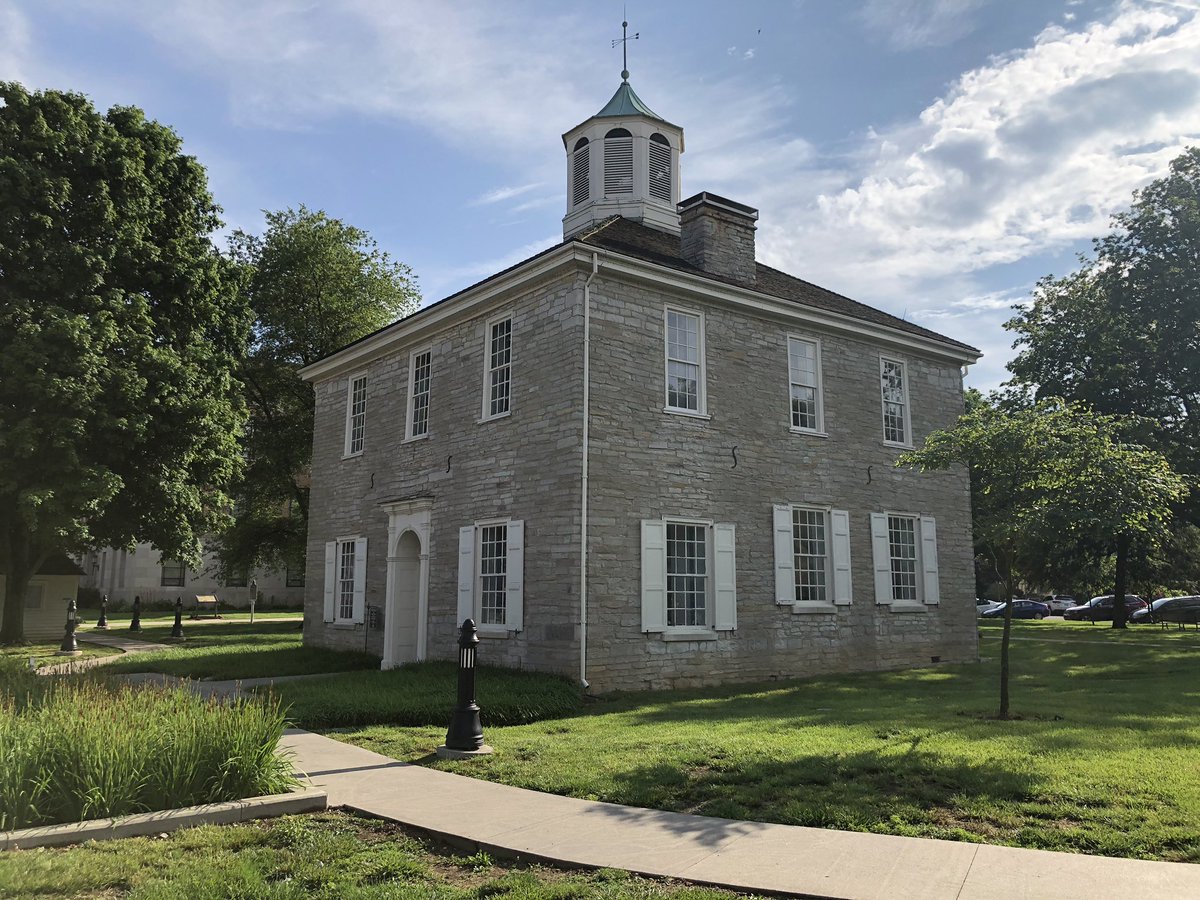 AnthonyKRhoades's tweet photo. @DaytonMagazine is visiting southern Indiana today.  First stop is Corydon, Indiana and the first State Capitol of Indiana in 1816.  Find out more about Corydon and Harrison County, Indiana by following @ThisisIndiana and checking out our 2019 Travel Guide to Indiana! https://t.co/92kypK93OZ