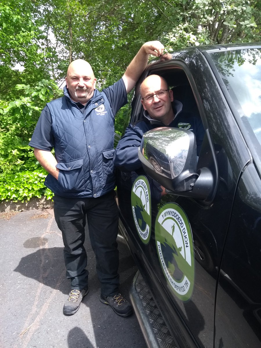 emmagray05's tweet photo. @RangersBMLUP @jon_pimm @DarrenharveyR @RangersBMLUP exceptional job. Lone ranger saves the day. Hope all is well now #bmlup #countrysidehero https://t.co/kk61cVkefT