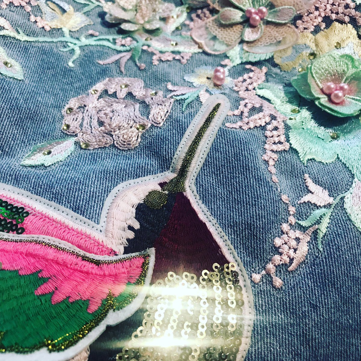 JukeboxFashion's tweet image. Denim delights! #jukeboxfashion #denimcollection #festivaljacket #embellishedjacket #festivalfashion #festivalsparkle #jukeboxnation #normalisboring #denimrevolution #festivalwear #festivalclothing #almosthere #festivalmusthaves