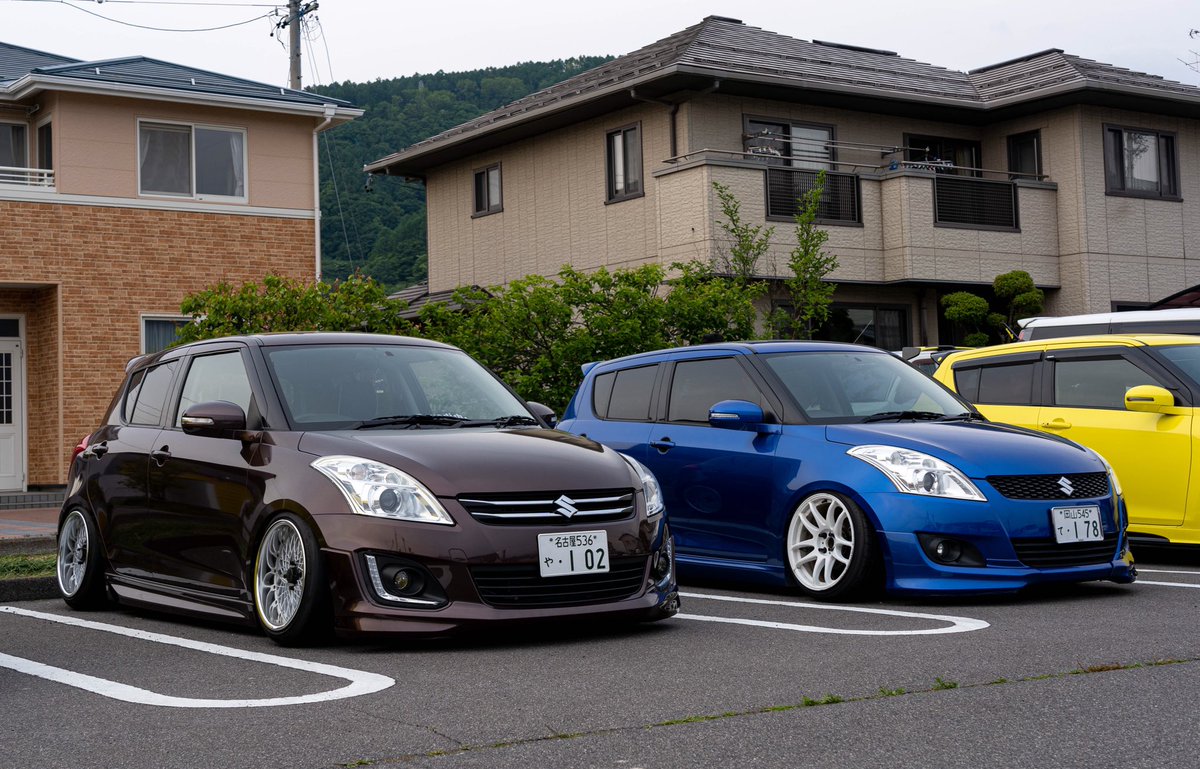 ktoooooo_72's tweet image. SOMT当日写真全く撮れてなくて、まじで打ち上げの駐車場で撮ったこの写真しかない…笑

72は旧型になったけど、前期も後期もかっこいいと思いませんか？

#SOMT
#SOMT2019