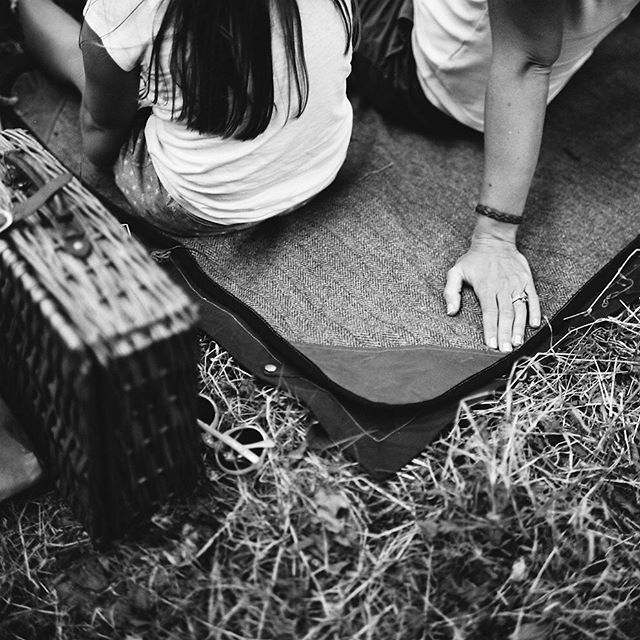 It’s the season for picnics, anywhere and everywhere. . 
The Moorsood Dart Roll is probably the Best British Picnic Blanket Ever. .
Go there. Be there. .
.
Our Dart Roll is designed to be used all year round, for winter picnics too.  Handmade to order fr… bit.ly/2Kz37Oj