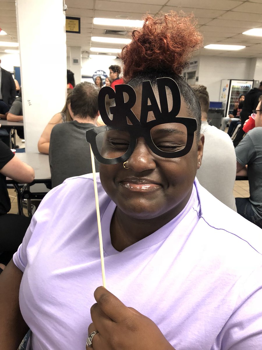 MooreLibrary's tweet photo. #knowmoore https://t.co/5k2qDDnDsB