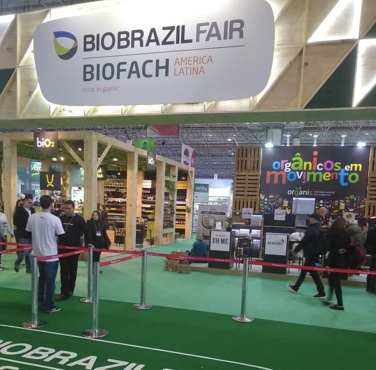 Joe_Valle's tweet photo. Os alimentos orgânicos são fundamentais para uma sociedade mais saudável e sustentável e é possível, de fato, torná-los acessíveis a todos.
#biobrazilfair #alimentosorganicos #organicosparatodos #sustentabilidade #semanadomeioambiente #fazendamalunga #joedamalunga https://t.co/2tnGKsm0Cy
