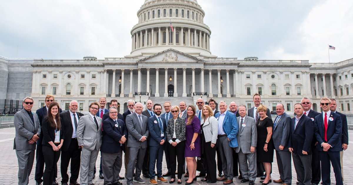 RV_Industry's tweet photo. Photo Gallery: Day Two On The Hill (4/4) #RVsMoveAmerica https://t.co/4QkhS3Brfq