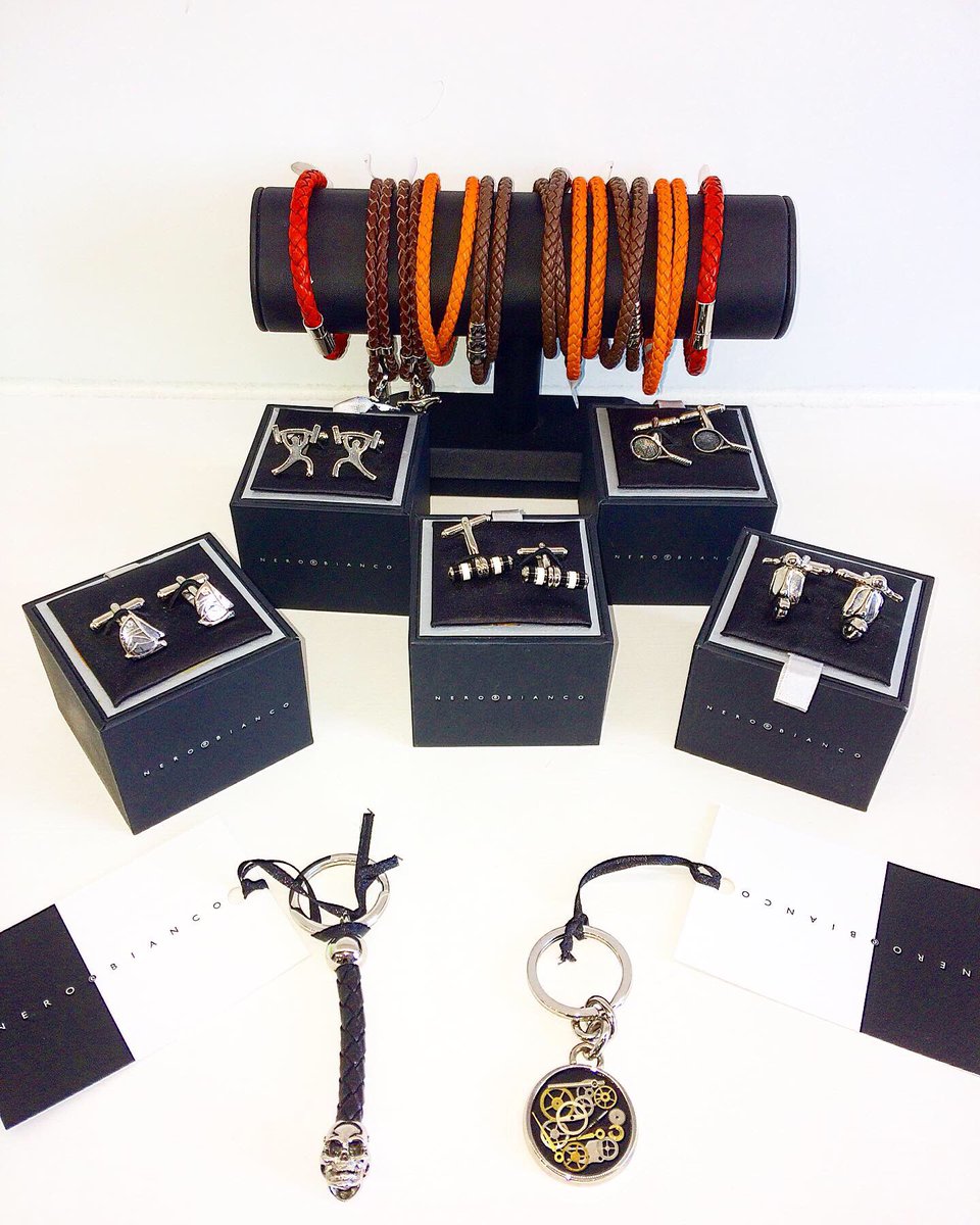 neroebianco's tweet photo. Father's Day is on it's way! 
You're in luck this year...we have the perfect gifts for Dad in store. 🎁🎁🎁

 #father #fathersday #bracelet #chains #keyring #skull #italian #shop #cufflinks https://t.co/v7PFRA8t5M