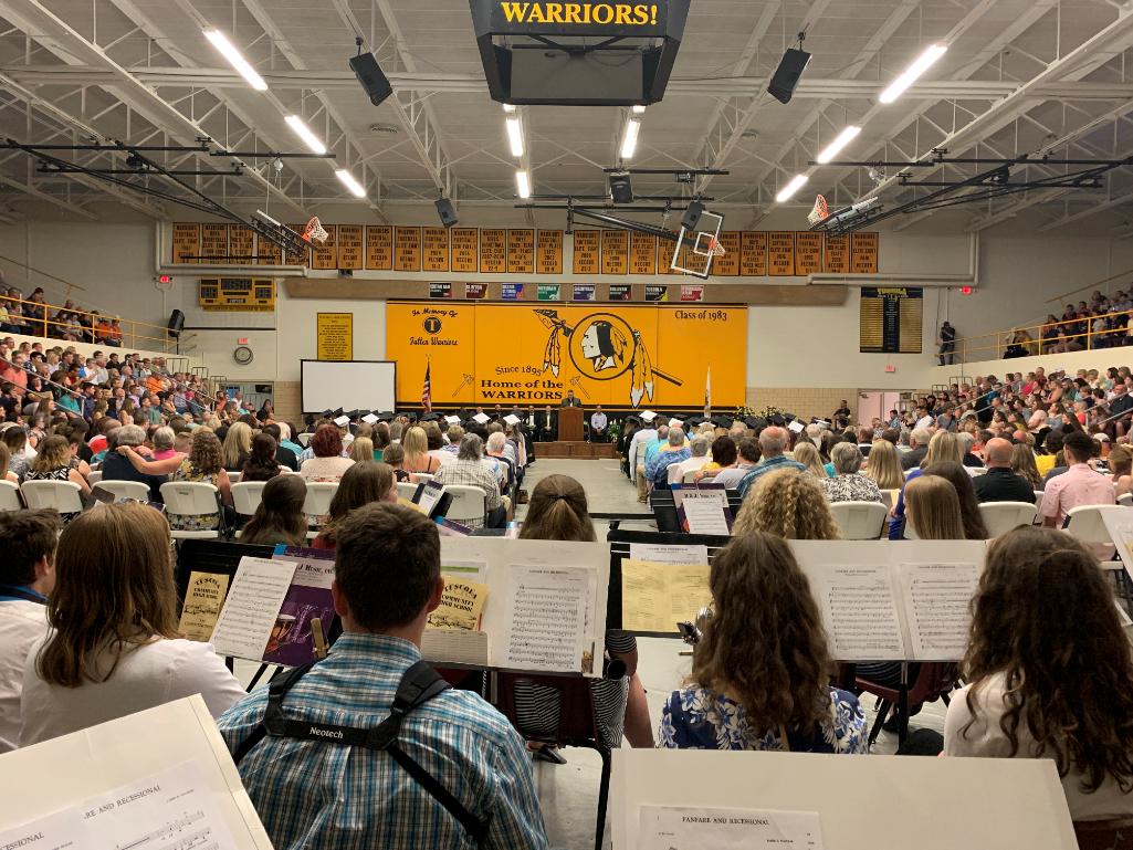 TuscolaCUSD301's tweet photo. Graduation 2019.  #WarriorWall #Tuscola https://t.co/GuR2VJFKPy
