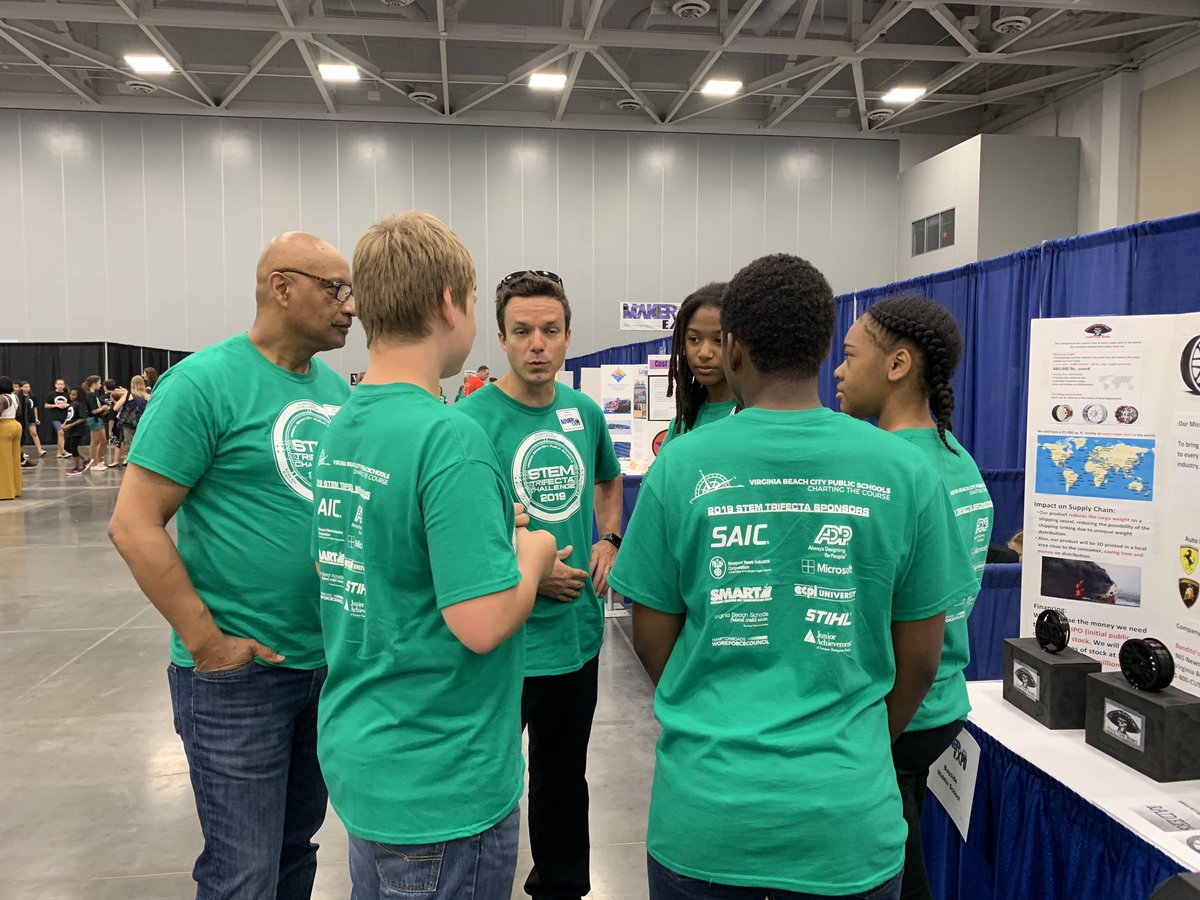 BaysideMSVBCPS's tweet image. Our Commando Robotos team is ready for the STEM Challenge! #vbits @MsPeeJay @mrgshoe @sarapmendez1  @VBAggie93 #STEMiscool @vbschools