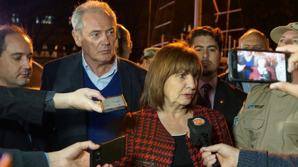 “A Entre Ríos tiene que llegar el cambio para limpiar la delincuencia y las mafias”, espetó Bullrich - infolibre.com.ar/a-entre-rios-t…