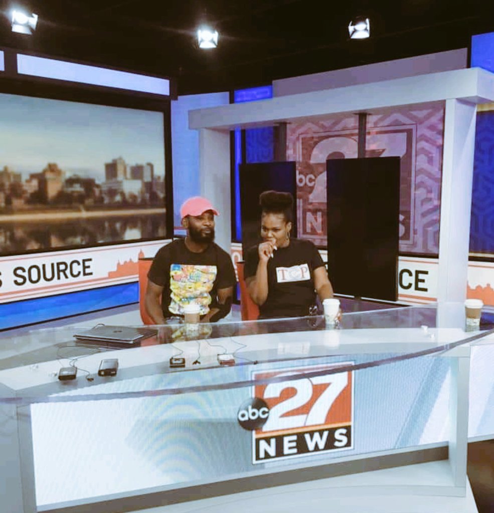 TheCulturedPro1's tweet photo. Ville the Rebel from Kings Court and Hollywood Bonnie from Raw Royalty behind the anchor desk @abc27News getting ready for the TCP Network Good Day PA. 
#TCPNetwork
#blackpodcasters
#dopeblackpodcast
#LancasterPA 
#CentralPA https://t.co/g38ZUVWr7T