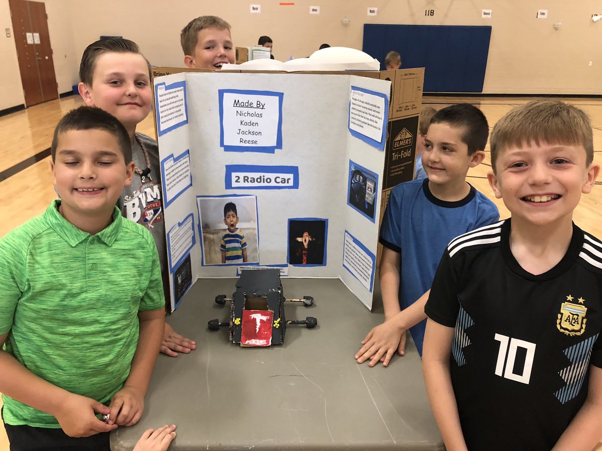 GoBicEagles's tweet photo. 4th grade students at Bicentennial have worked extremely hard to prepare for their innovators fair. Thank you 4th grade teachers for creating such a meaningful project for our kids. #gobiceagles https://t.co/uln0KazQqB