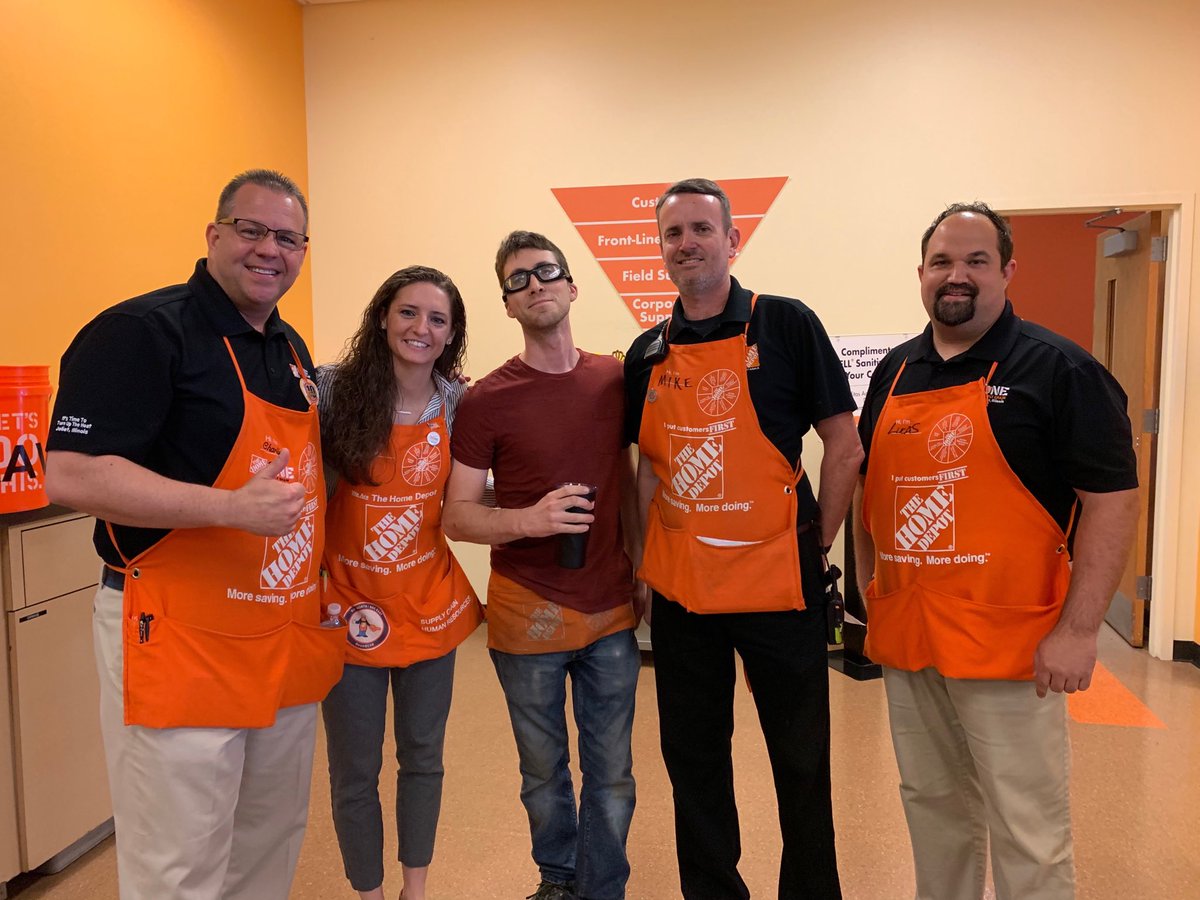 Celebrating our Key 1  Associate of the Month Mike M. Congratulations ⁦@THDG8OR⁩ ⁦<a href="/SMeyerTHD/">Saige M</a>⁩ ⁦<a href="/Samanth87202164/">Samantha</a>⁩ ⁦@THDDennisKessie⁩ ⁦<a href="/THDKIVI/">Lorie Kivi</a>⁩