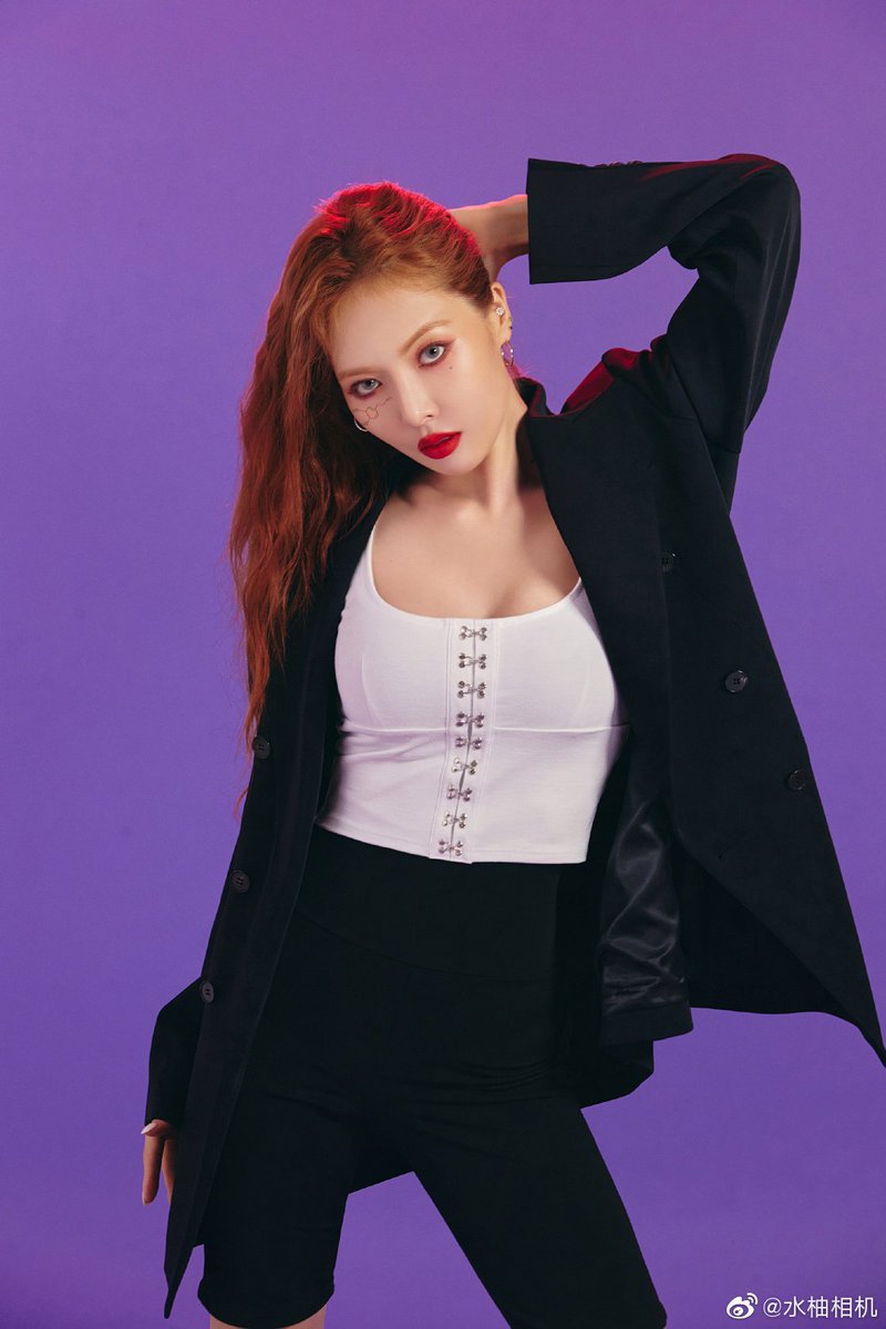 Hyunaforyou's tweet photo. [#FOTO] HYUNA em campanha para a SODA Camera (水柚相机) [06.06.19]

Cr; 水柚相机;
Tags; #HYUNA; #현아; #QueenHyunADay; https://t.co/wBaZTnjxBq