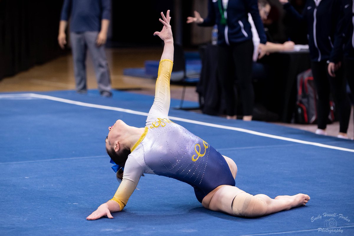 collegegymnews_'s tweet image. GW is known for its wild leo designs. We went through all the ones we could find and ranked our top 10! bit.ly/2WjZmOS #NCAAgym #LeoWatch