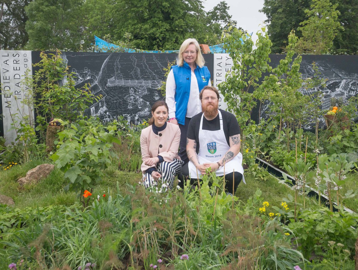 AgriAware's tweet photo. #ThrowbackThursday to @Bloominthepark, which kicked off 1 week ago today! Our Big Red Shed at the @Bloom farmyard was a hive of activity from Sheep Shearing to milking demos & farm tours for over 1000 primary students! #Bloom19 #FoodEducation #IncredibleEdibles #FarmtoFork https://t.co/bT50M526TA