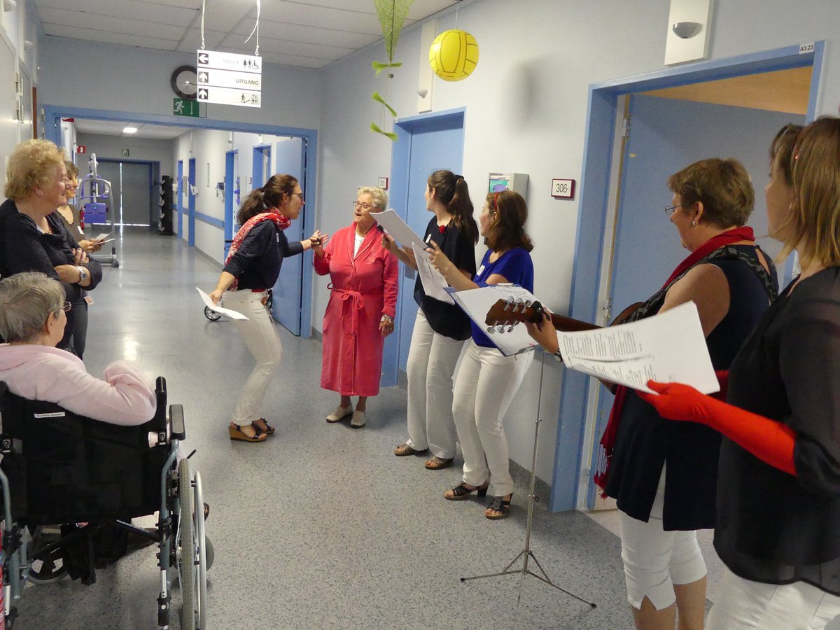 What matters to you in het teken van stress verminderen. AZL-band verzorgt optreden door het hele ziekenhuis zodat alle patiënten ervan kunnen genieten. #WMTY2019 #WMTY19 #WMTY