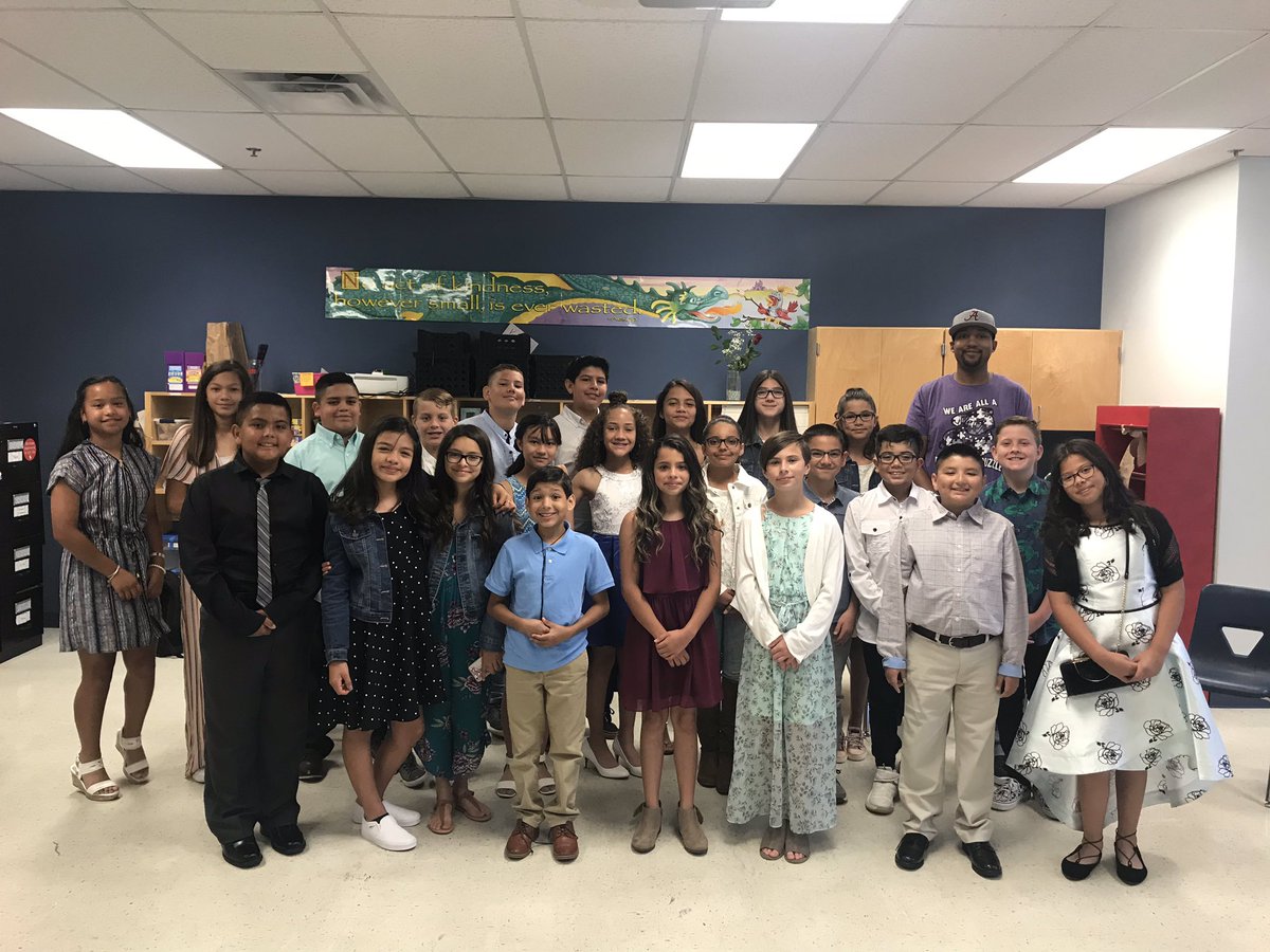 BehlauPE's tweet photo. 5th grade promotions today! This is an amazing group of students that will be missed dearly. No goodbyes, just a bunch of see you later. https://t.co/OFbCZwv40G