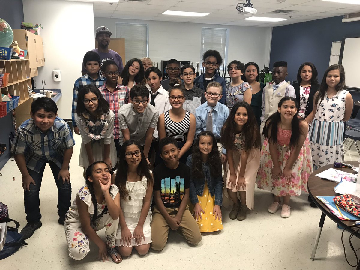 BehlauPE's tweet photo. 5th grade promotions today! This is an amazing group of students that will be missed dearly. No goodbyes, just a bunch of see you later. https://t.co/OFbCZwv40G