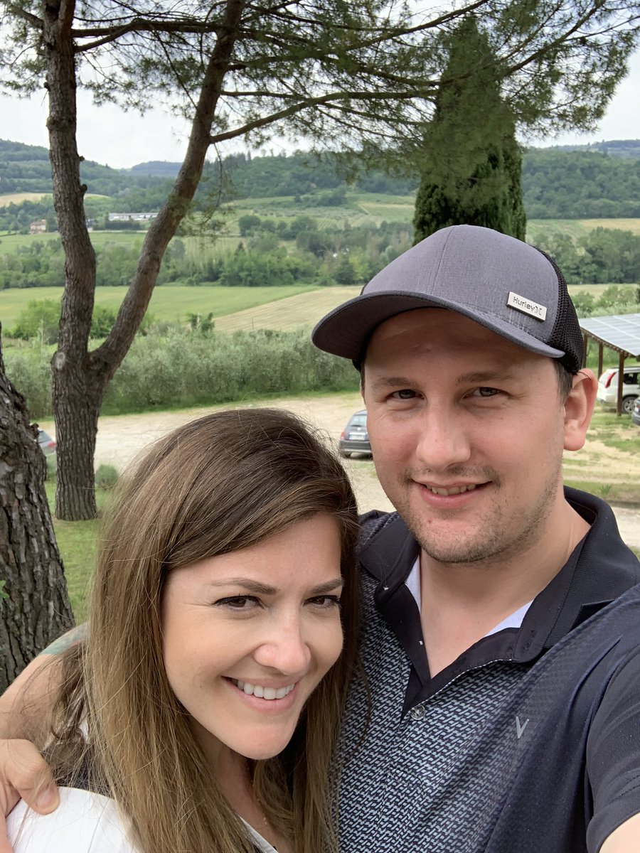 NoLogsNoCrime's tweet photo. Tuscany wine tasting tour today. 🍷 @LaSalaVini https://t.co/tvXIB8zD7z