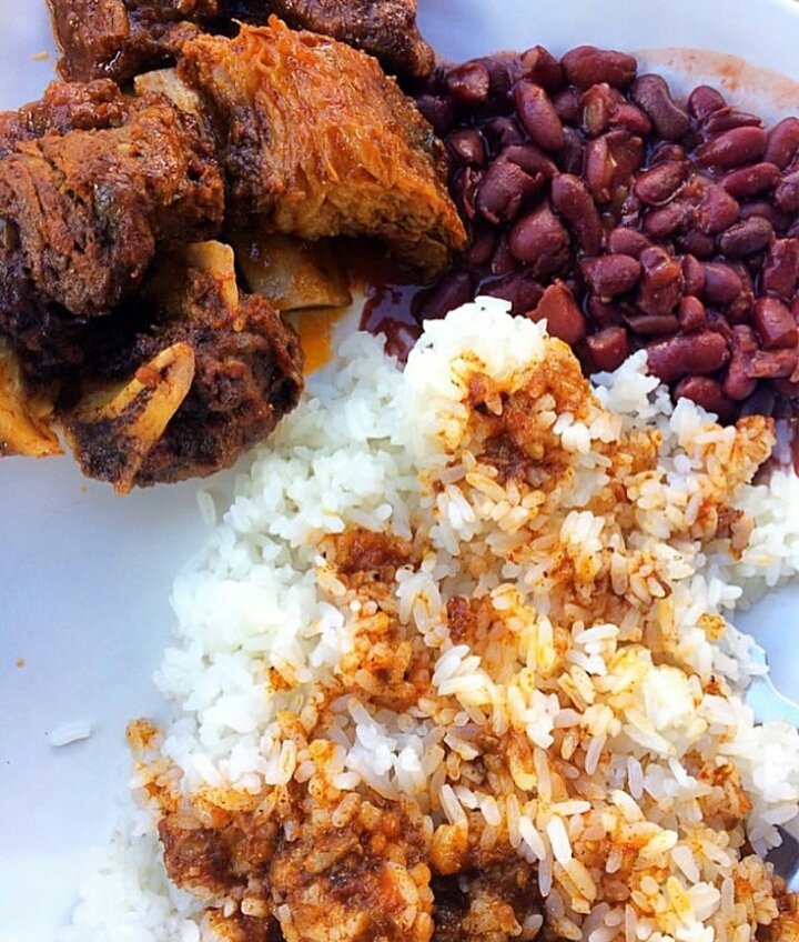 AllfactsAfrican's tweet photo. Malawian Food Network serving us some yummy African dishes. What's that one meal that takes you home? #AllFactsAfrican #BAR #Africa #AfricanDishes https://t.co/piiQMz3Cb7