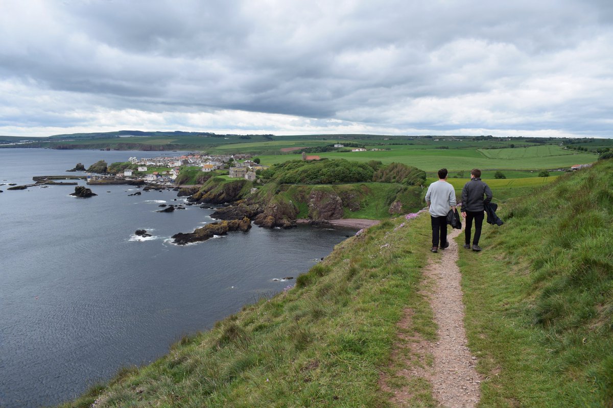 AbsoluteEscapes's tweet photo. Can you believe that this wonderland is one hour south of #Edinburgh? 😍
Scott from the #AbsoluteEscapes team escaped to St Abbs on the @VisitBCoast last weekend - part of the amazing 39-mile Berwickshire Coastal Path. https://t.co/X6jxtWch61