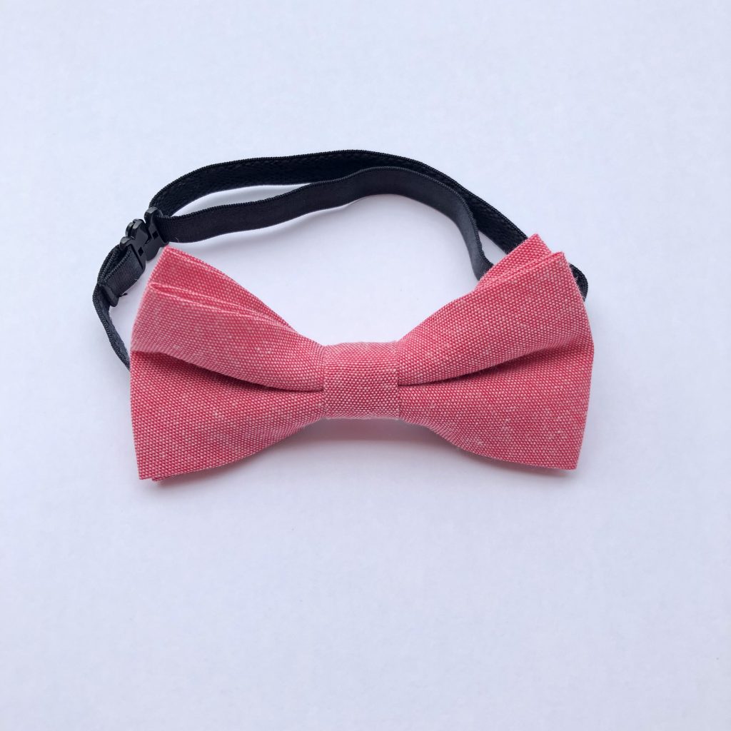 Sabutton's tweet photo. Boys Bow Tie Red https://t.co/8Knsq2JWLX https://t.co/qntiSXkFib