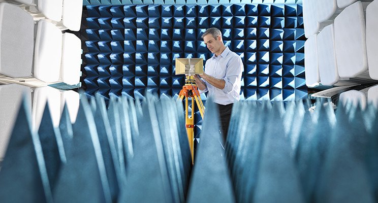 How are you planning to respond to #disruption in #FinServ? With change happening at an unprecedented rate, it’s time to take a new view on disruption. Find out more from PwC's Financial Services Leader <a href="/akail001/">Andrew Kail</a> in his blog post: bit.ly/2JHWKrt