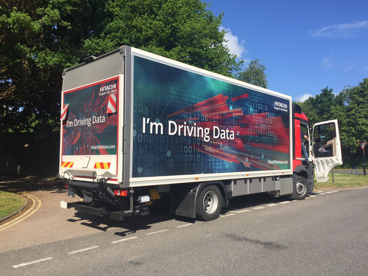 UnikentUnseenIT's tweet photo. More disk arriving... https://t.co/cf3i0YzM40