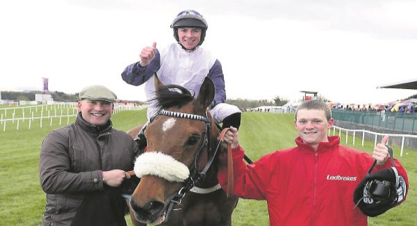 Devastated to have to report that One Track Mind has passed away. He gave us some wonderful, unforgettable days on the track but was also a fabulous character who will be sorely missed by everyone who had any contact with him - RIP Bungle lad