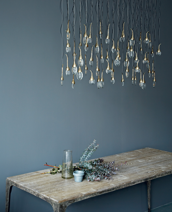 OCHRE COLOUR | BLUE-GREY
The Seed Cloud chandelier - where harmonious proportions, luxurious materials and matchless craftsmanship meet. bit.ly/2jQv6ut

#OCHRE #OCHRELighting #SeedCloud #BlueGrey #Colour