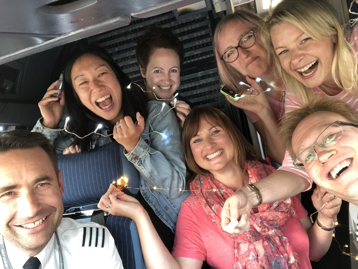 flyingwithbaby's tweet image. So, a few people may have heard of the #avgeekfairylightchallenge - a few of us  #familytravel bloggers on their way to @puydufou in Nantes on @easyjet saw the funny side &amp;amp; we raise you and bring you #flightdeckfairylights! #paxex #avgeek #experiencepuydufou