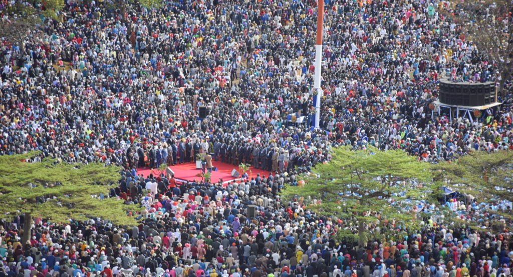sirikwawycky's tweet photo. Never ever has the Davil sent somebody to come and preach about repentance, Holiness and return to the LORD #YouCannotConfuse https://t.co/m5KzUQCIv9