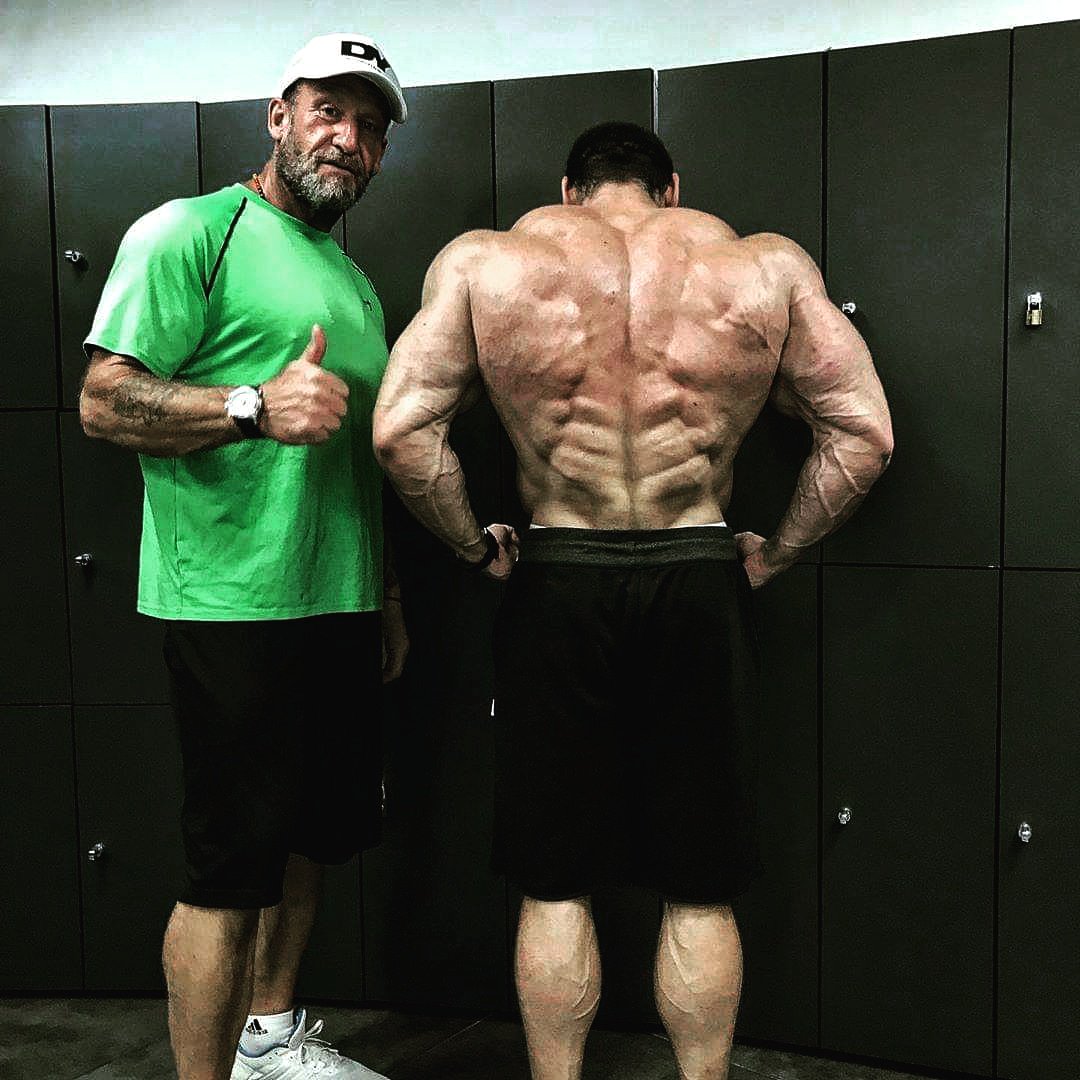 DYNutrition's tweet photo. #ThrowBackThursday with our #shadowarrior @dan.cristian1 

2 days out 
__________

#DYNutrition #DoTheWork
#theShadowLine #createalegacy
#bodybuilding #shredded #ripped #dy #champion #tbt #showsarewonfromtheback #back #lats #dorianyates #prep #contestprep https://t.co/tP9KtP6gvu