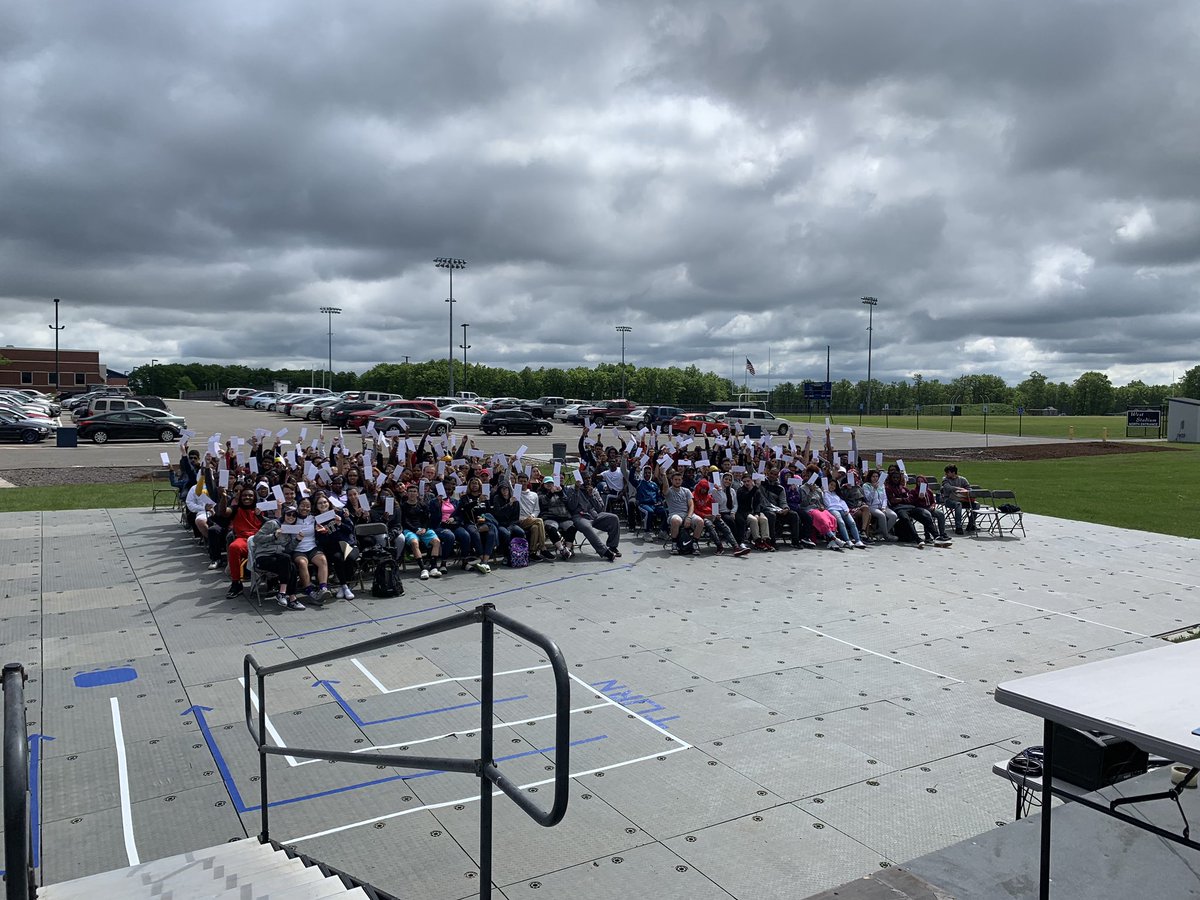 FrauPaulWest's tweet photo. And just like that...#GradPractice is done.  Tickets in hand, #West2019 is ready to graduate on Saturday!! 🎓 https://t.co/lRHU5G9zRd