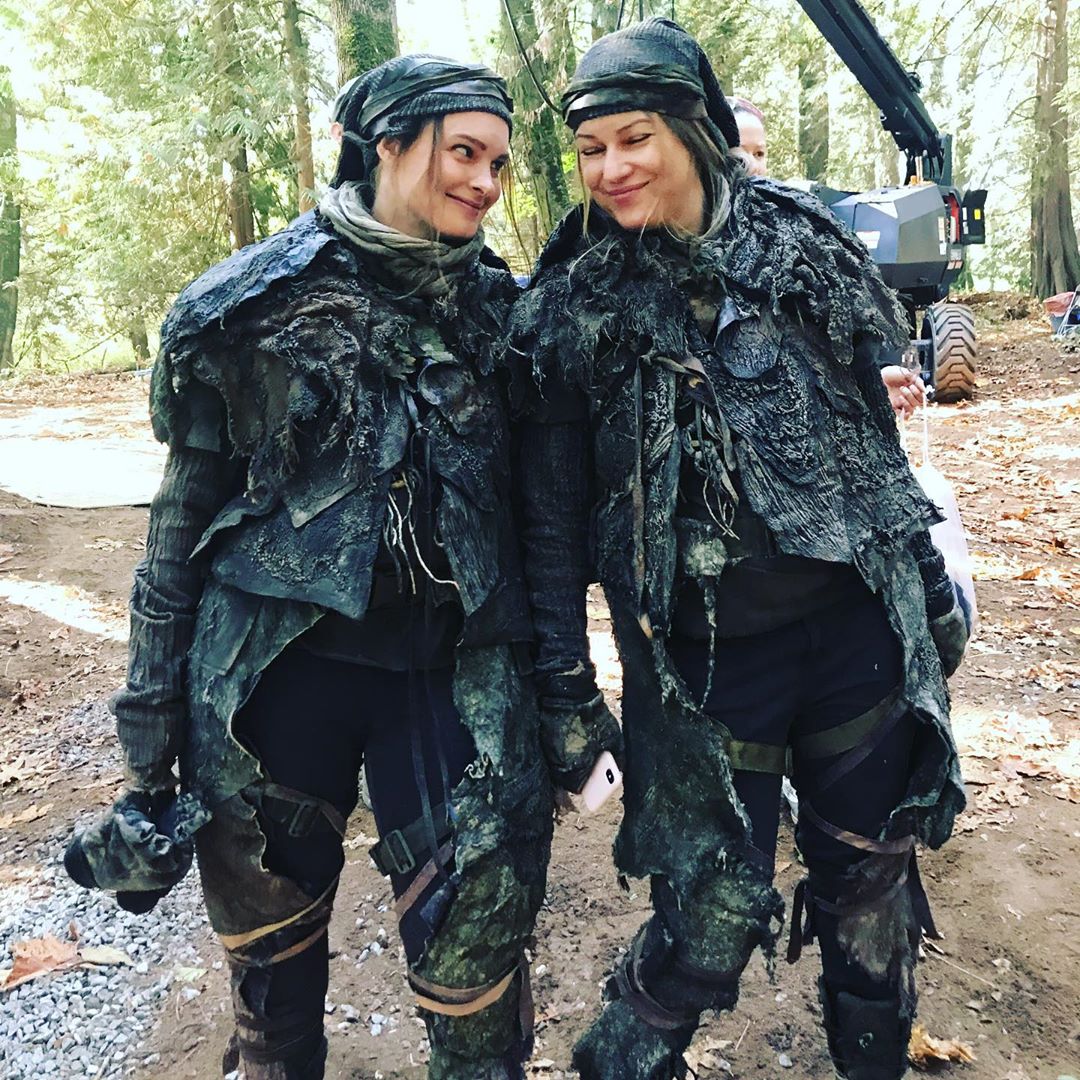 Milicevic_spain's tweet photo. BTS: 

Ivana junto a Devon Slack y Lindsey Tober😇 #The100Season6 

Vía instagram (devoslack) https://t.co/XEJRGaqGqK