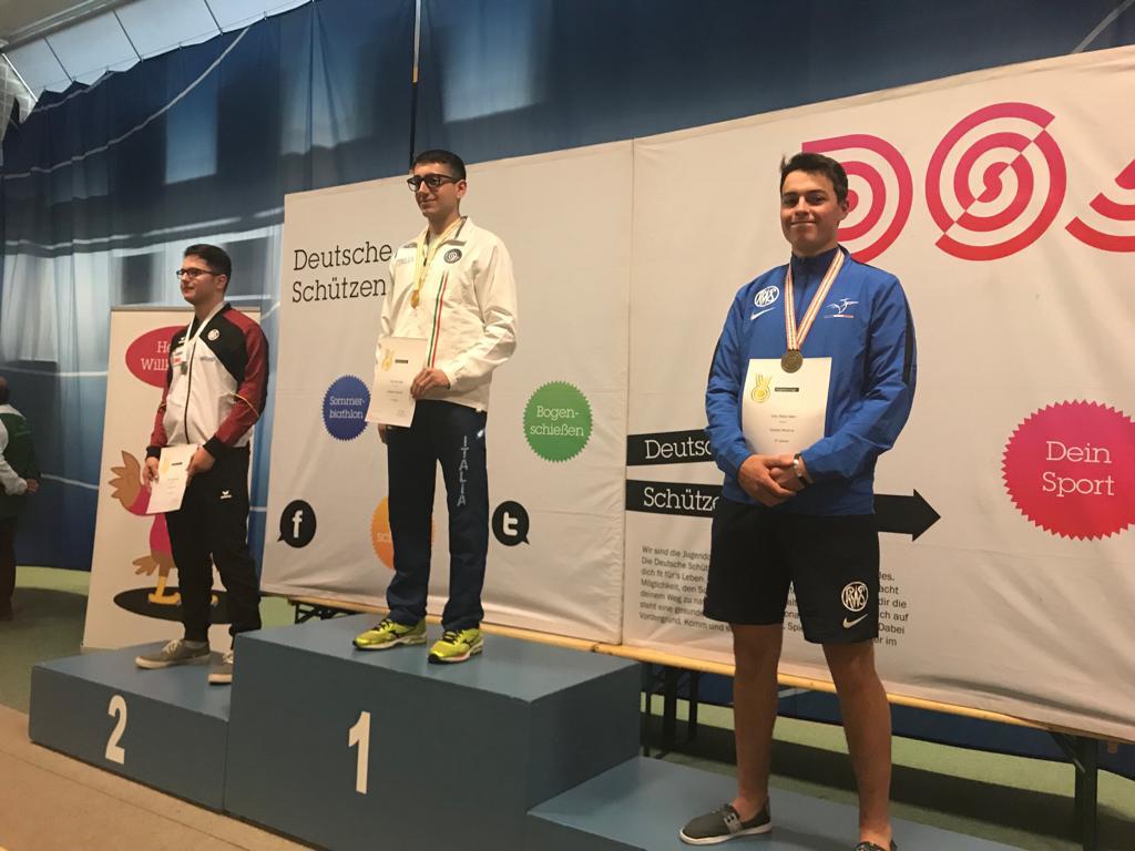 tir_ff's tweet photo. #AlpenCup2019 🇩🇪🗻
➡ En Pistolet 25m Juniors Garçons, médaille de bronze pour Tristan Picat Re en individuel et médaille de bronze par équipe pour Tristan Picat Re, Nicolas Thiel et Laurent Cussigh 🥉 #Tir #Sportif #ShootingSport #Pistolet #Pistol #TeamFrance https://t.co/QOG6LENipl