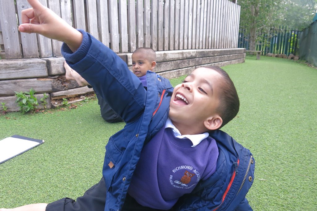 misssmythe_HT's tweet photo. Is there anything better than cloud watching? ☁️☁️ ✨✨💜💜 #actsofwildness #30dayswild #365dayswild #EYFS #earlyyears #EY #EYtalking #outdoorlearning https://t.co/L8uiGX7AUC