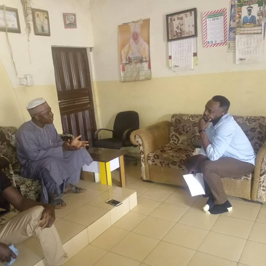 ekemma's tweet photo. Today, we visited Jahi 2 community. We interviewed the Village Head. Lack of clean water is a common inequity facing all Abuja indigenous communities we have visited. Jahi 2 is at the heart of FCT but it’s essentially a slum. #HealthEquity4FCTIndigenes https://t.co/0hxWmcuTwS