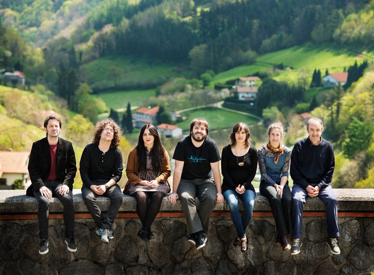 DPHuesca's tweet photo. Es uno de nuestros #festivalesdeHuesca predilectos y por eso teníamos tantas ganas de contaros que Euskal Barrokensemble, Jordi Savall, Esther Ciudad y derviches giróvagos actuarán en esta edición de @festivalcamino. Otra primicia es que el cartel lo firma @OUKALEELE. #FICS2019 https://t.co/1Luwqsfx7n
