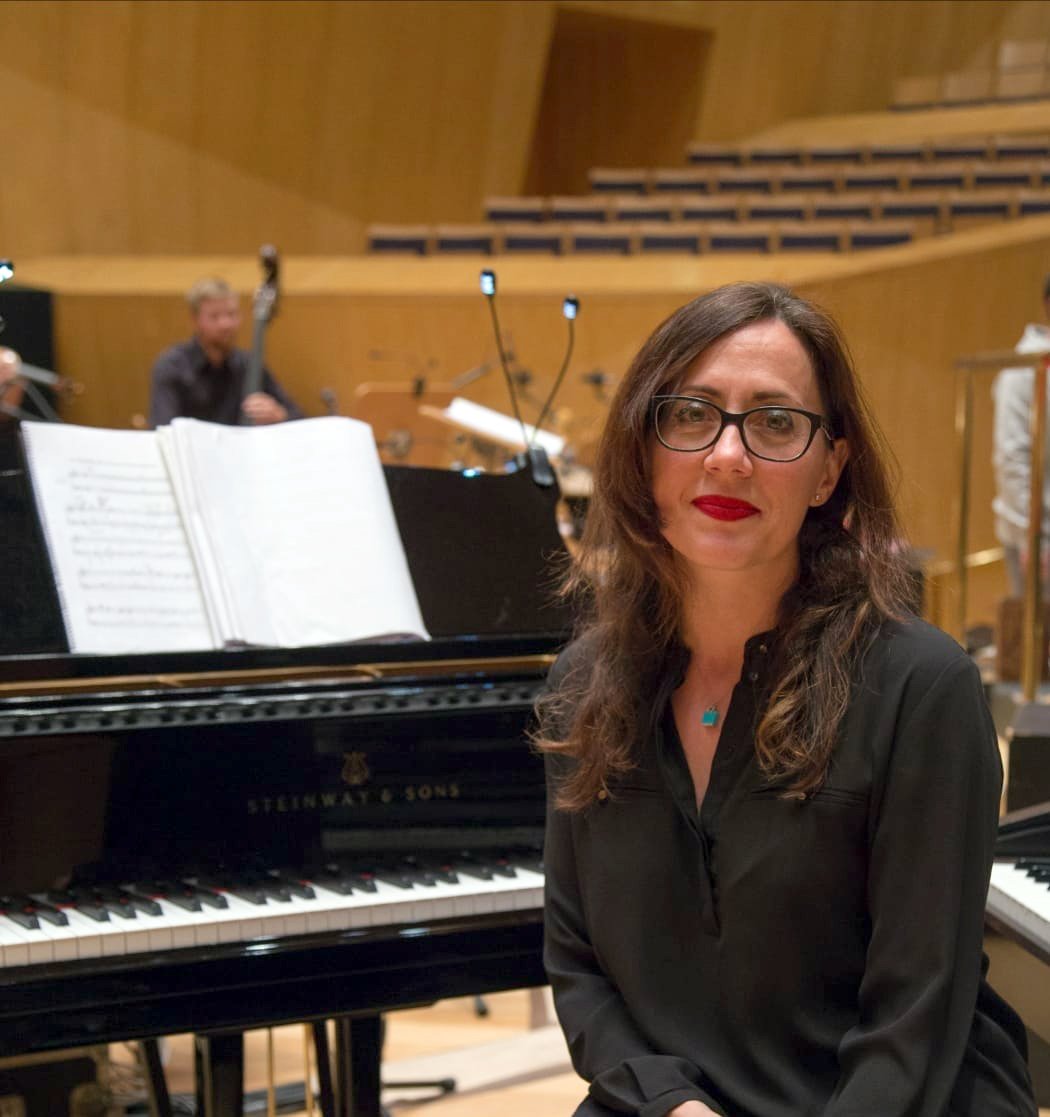 DPHuesca's tweet photo. Es uno de nuestros #festivalesdeHuesca predilectos y por eso teníamos tantas ganas de contaros que Euskal Barrokensemble, Jordi Savall, Esther Ciudad y derviches giróvagos actuarán en esta edición de @festivalcamino. Otra primicia es que el cartel lo firma @OUKALEELE. #FICS2019 https://t.co/1Luwqsfx7n