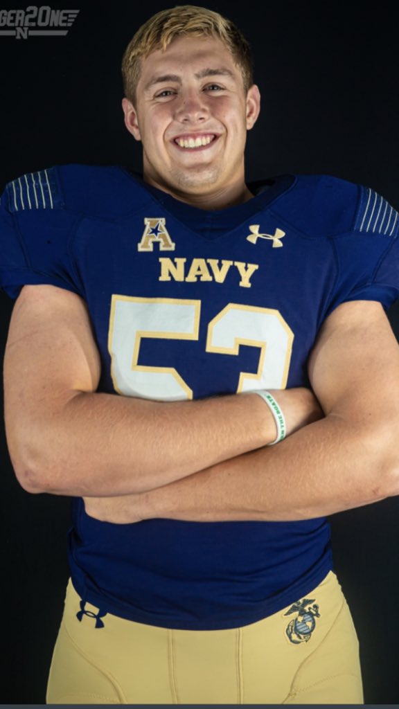 JacksonRobertF1's tweet photo. I am proud to that I have been blessed to receive an offer from the United States Naval Academy!! #Danger20ne @CoachDMahoney @NavyFB @D_WallCoach https://t.co/sJLwMo9Hd4