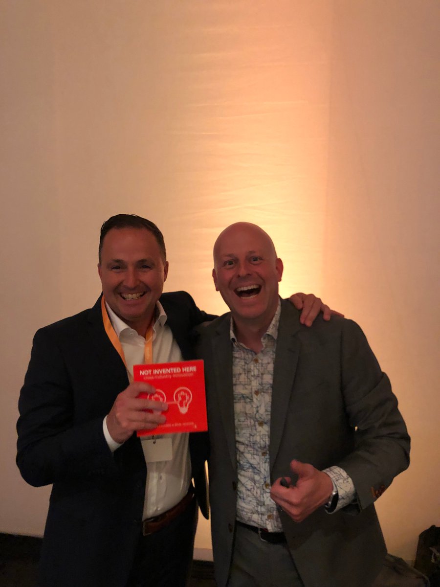 Modis brand was officially kicked off in Belgium. Proud to be part of this team &amp; enjoyed the evening with customers and colleagues. Special thanks go out to our excellent moderator  Ilse De Vis and idea-feeding DJ set with <a href="/RamonVullings/">Ramon Vullings</a> #ideaDJ   #ConnectSmarter <a href="/Modis_Belgium/">Modis Belgium</a>