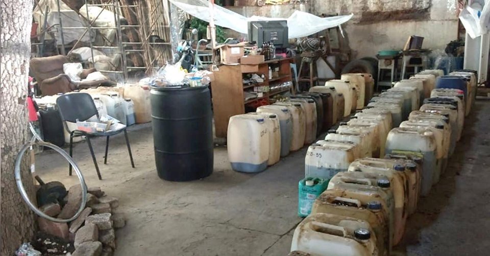 CONTACTOBJ's tweet image. ASEGURAN DOS NARCOLABORATORIOS DURANTE CATEOS EN LA CDMX

La Secretaría de Seguridad Ciudadana informó que los cateos se efectuaron en diversas zonas de la capital, como el Centro Histórico,  y en las alcaldías Tlalpan, Gustavo A. Madero e Iztapalapa.