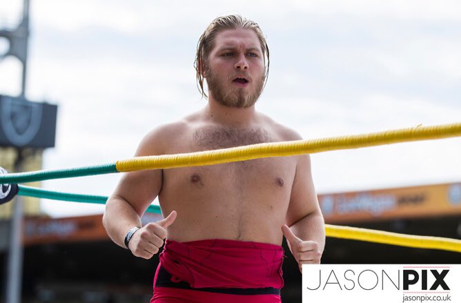 Who’s the man?!? #waw #champion #wrestling