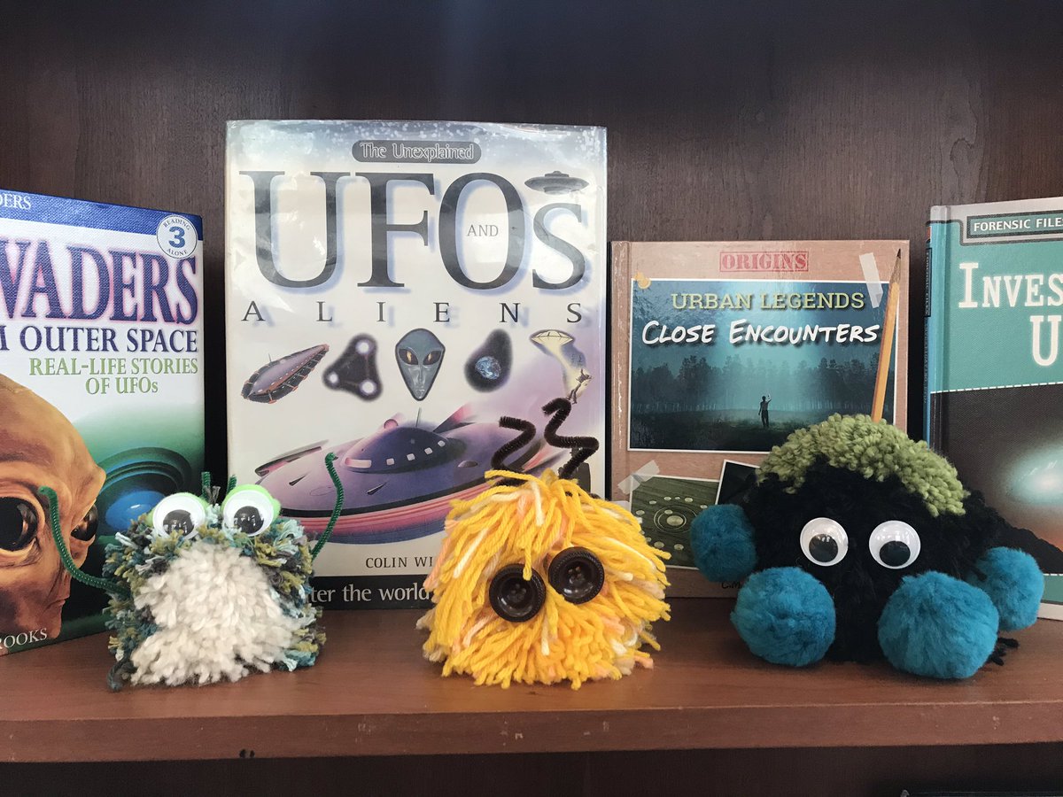 CarrenaAnn's tweet photo. Alien Pompoms #crafting #SummerReading #Aliens https://t.co/fTMIheWqoU