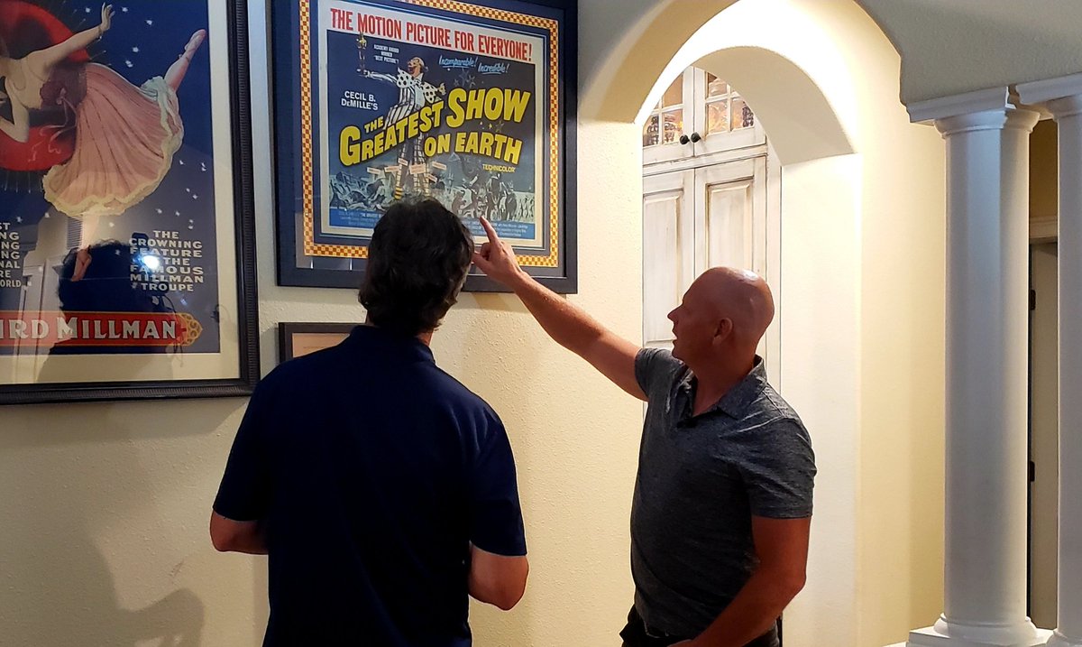 RayCollinsMedia's tweet photo. Pre-interview before going to @TimesSquareNYC to cover @NikWallenda and his sister on the highwire. #funassignment #Sarasota @ABCNetwork #mysuncoast https://t.co/HebxYYgP4T