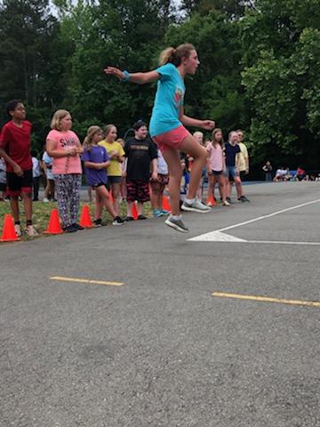 UVMELON's tweet image. Got to see my gal in action as the 5th graders took on the wonderful staff of @GABChamps and some fantastic Dream Team members of the @CRHSRedWolves ! Just one of the great things about @OrangeCoSchools